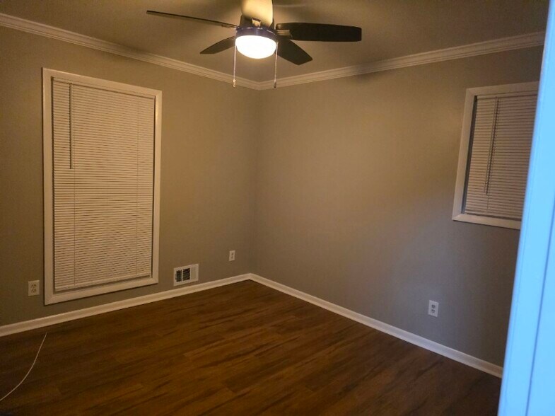 Building Photo - 2975 Edna Ln