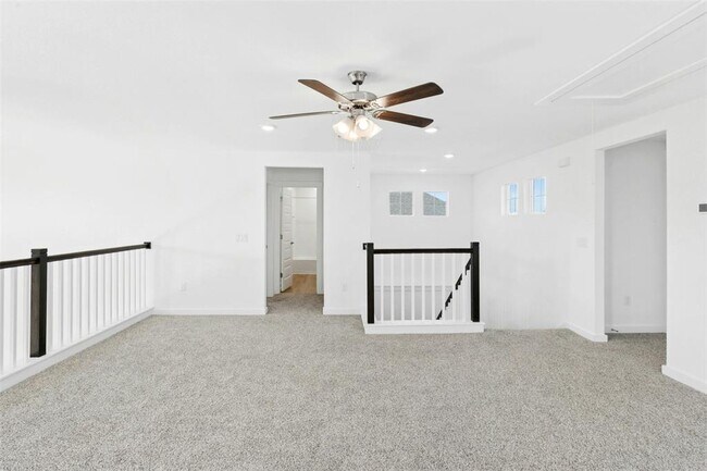 Building Photo - 2124 Ridge Runner Dr
