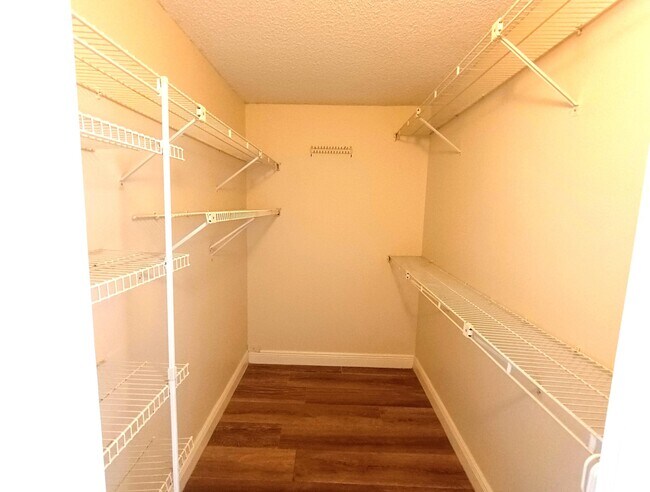 Building Photo - 777 S Federal Hwy