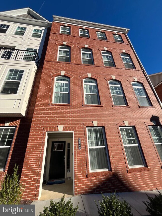 Building Photo - 7940 Potter Pl