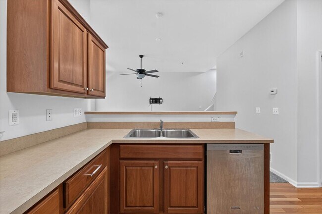 Building Photo - 39763 Rockcrest Cir