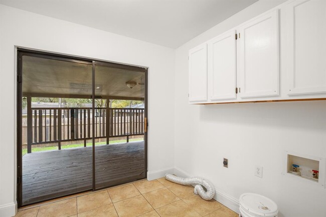 Building Photo - 2508 Marlton Dr