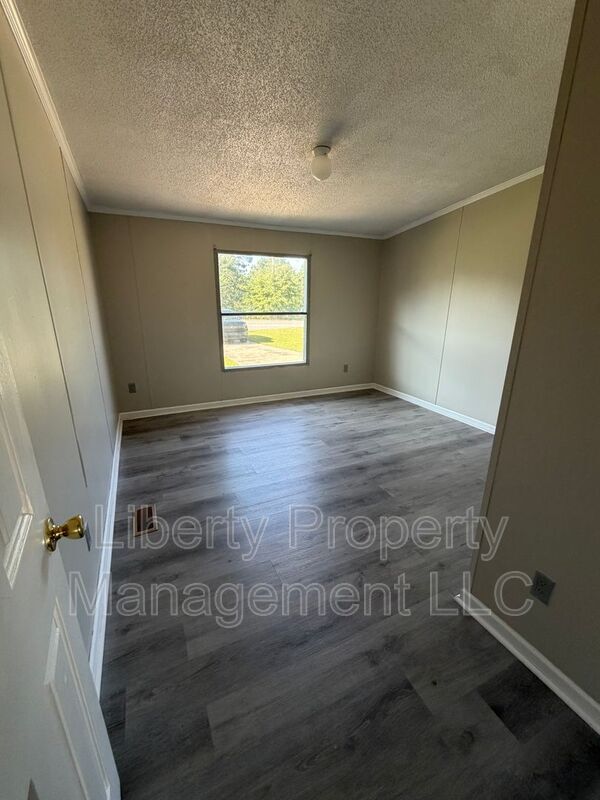 Building Photo - 471 Washington Ln