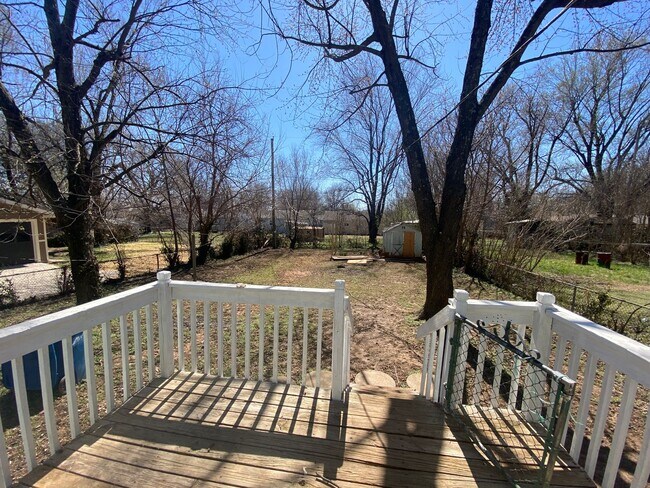 Building Photo - 1428 W Hamilton St