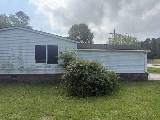 Building Photo - 16321 Lone Star Ranch Dr