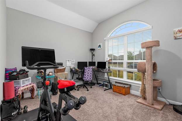 Building Photo - 19029 Villa Ln