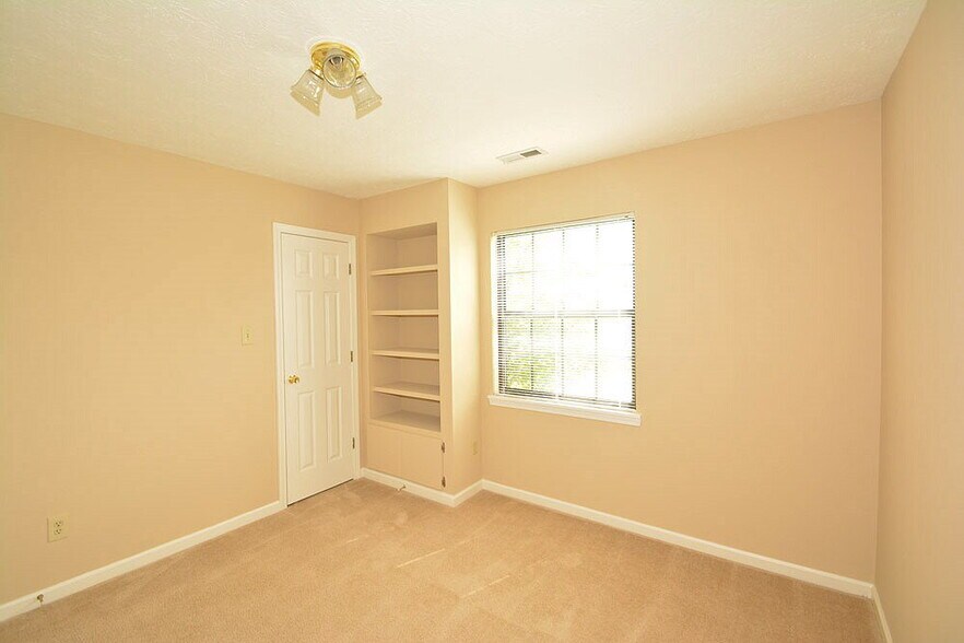 Building Photo - 5510 Allison Way