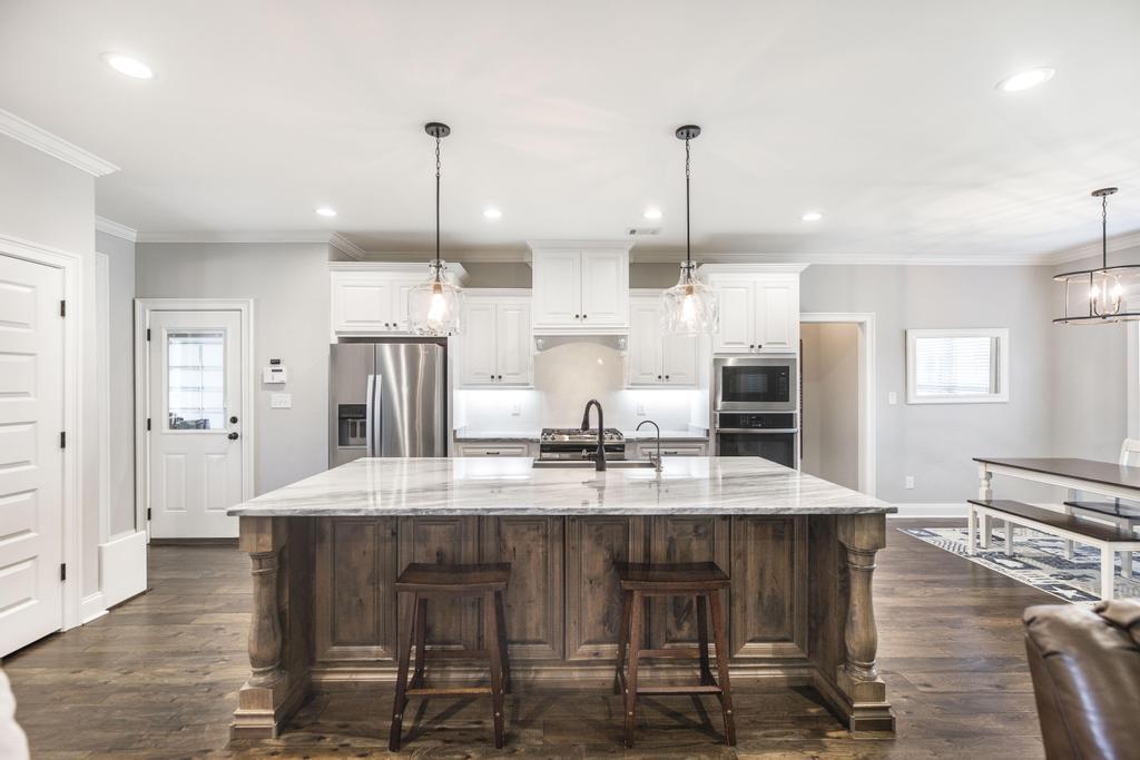 Building Photo - 305 Pine Trace Ln