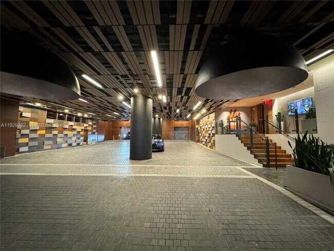 Building Photo - 1451 Brickell Ave