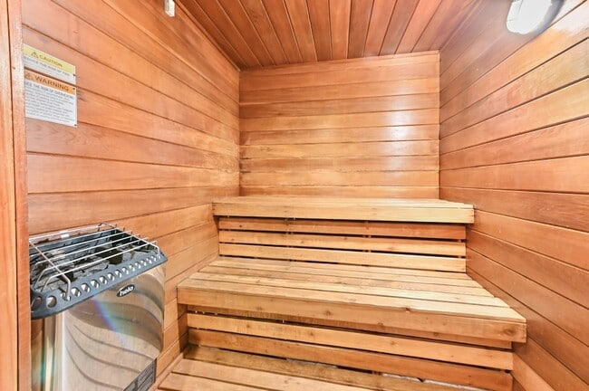 Building Photo - 1803 N Flagler Dr