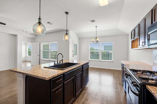 Building Photo - 185 Rafe Ct