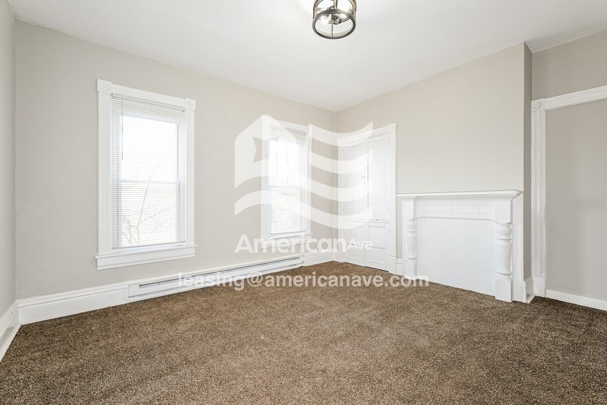 Building Photo - 2719 Sacramento Ave