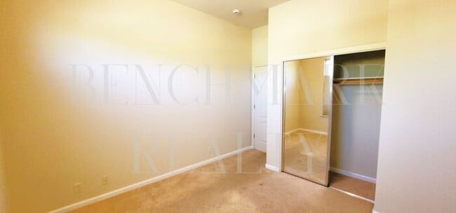 Building Photo - Beautiful 3 bedroom 2 bath plus 2 car garage in Damonte Ranch with New Carpet & Paint
