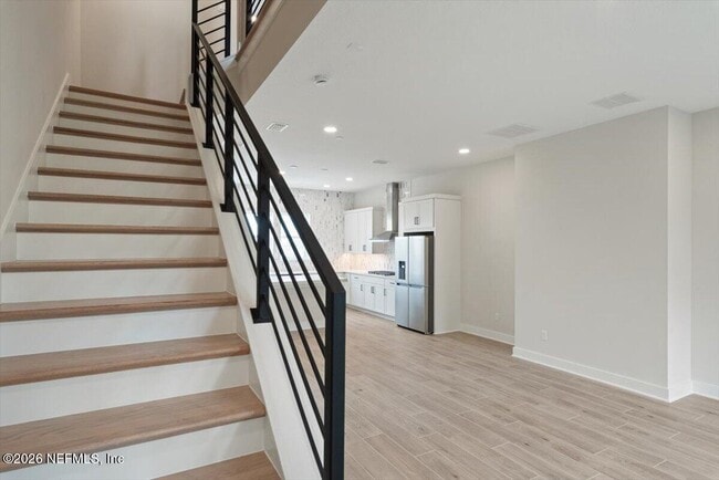 Building Photo - 2056 Prudential Dr