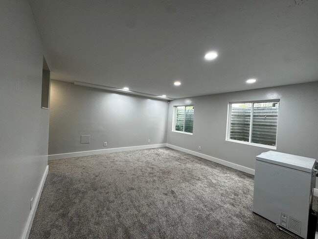 Building Photo - 10311 S Calla Lily Way