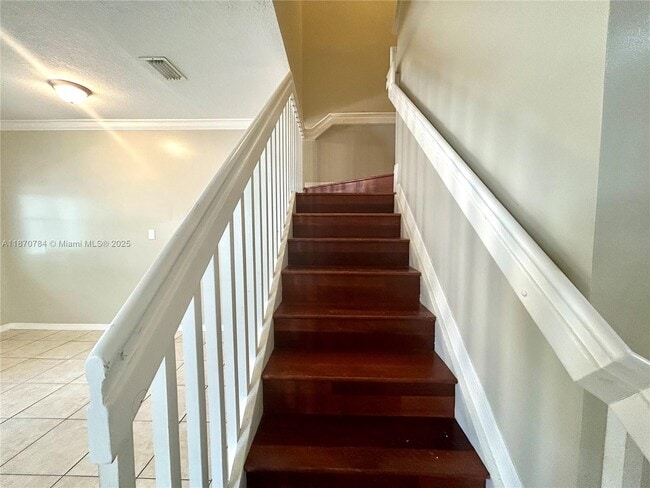 Building Photo - 3036 SE 15th Ave