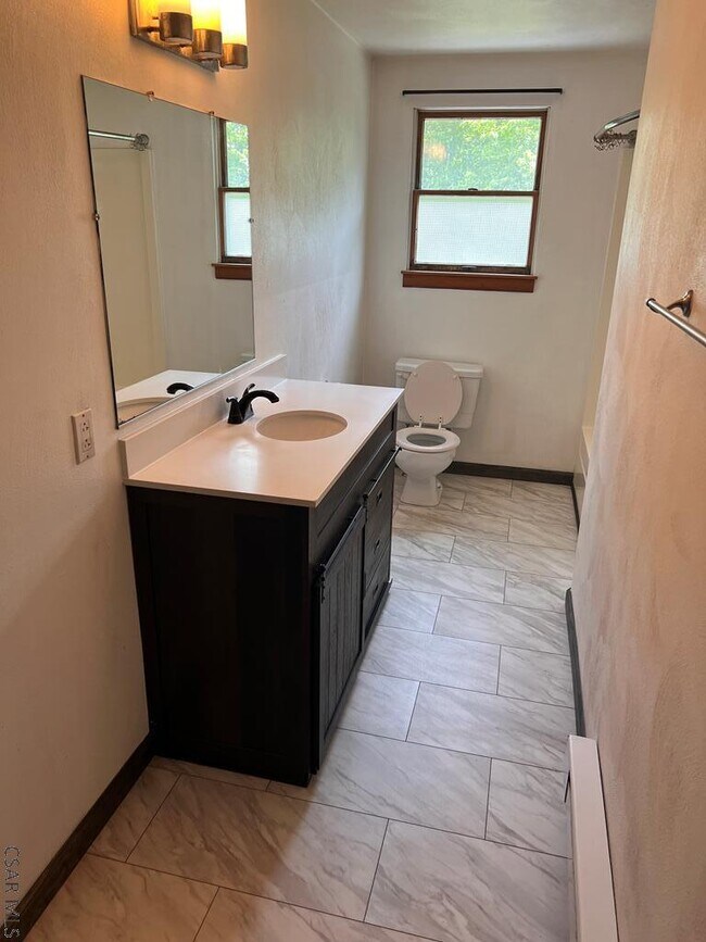 Building Photo - 134 Leffler Dr