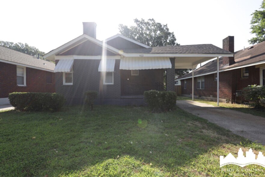 Primary Photo - 922 Garland St