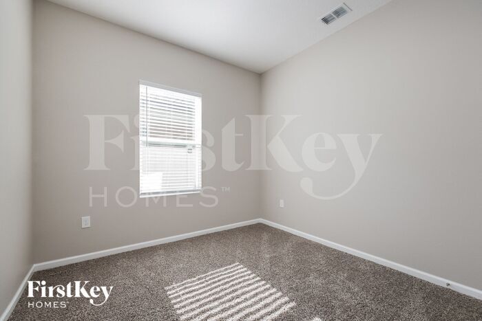 Building Photo - 837 Orchid Grove Blvd