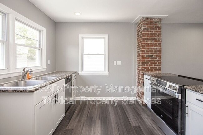 Building Photo - 17932 Neff Rd