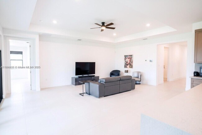 Building Photo - 30707 SW 193rd Ave