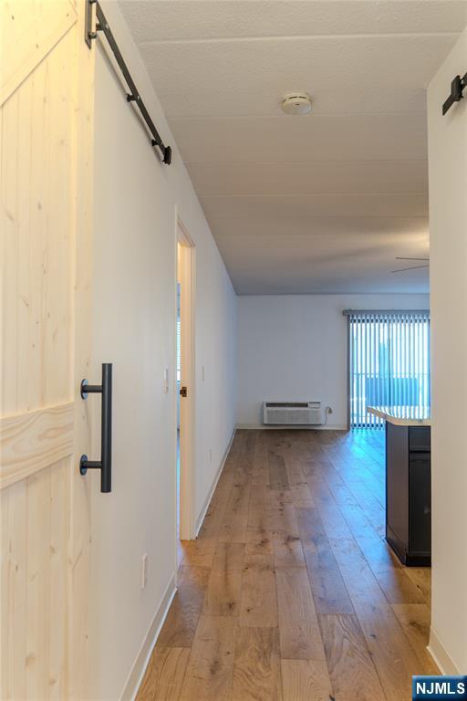 Building Photo - 5 Linden St