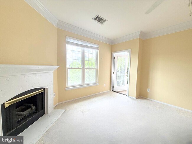 Building Photo - 1580 Spring Gate Dr.