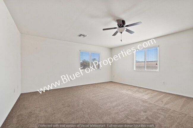 Building Photo - 8784 N Western Red Cedar Dr