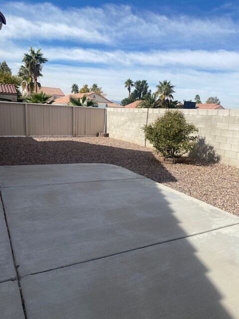 Building Photo - 1056 Menands Ave