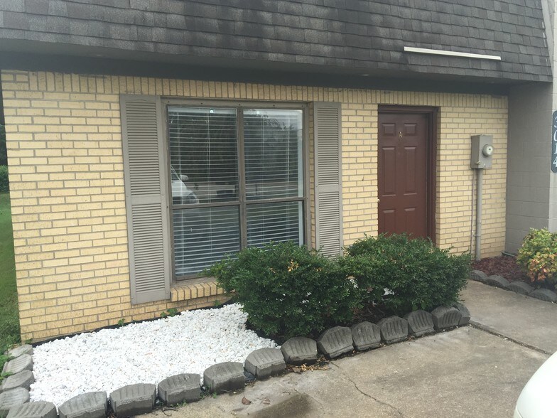 Building Photo - 3014 Dayton Ave