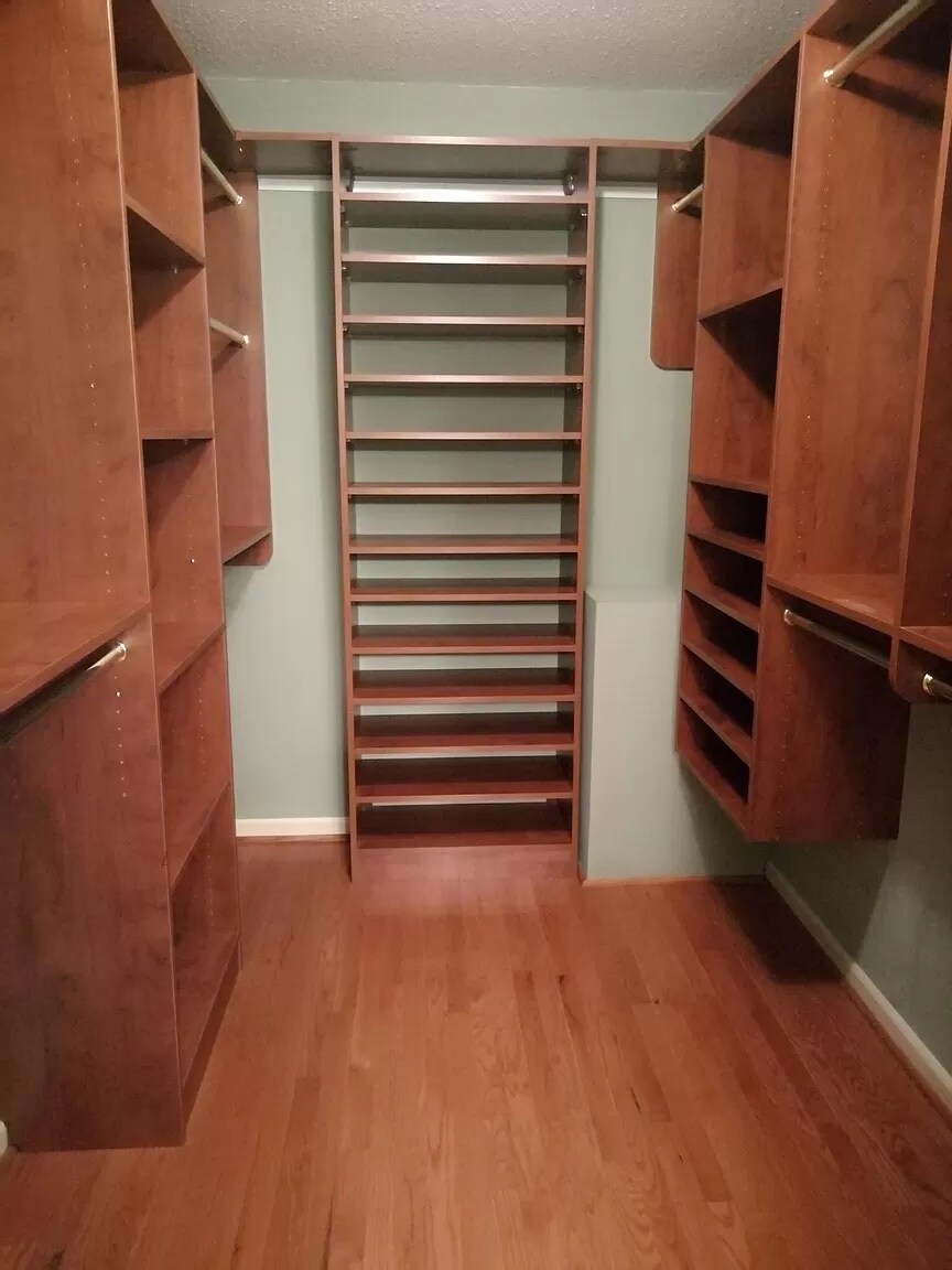 Building Photo - 125 Lost Tree Rd