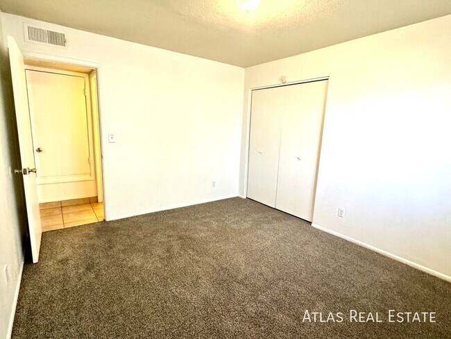 Building Photo - 111 N Phyllis-202