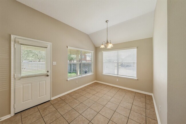 Building Photo - 30627 N Sulphur Creek Dr
