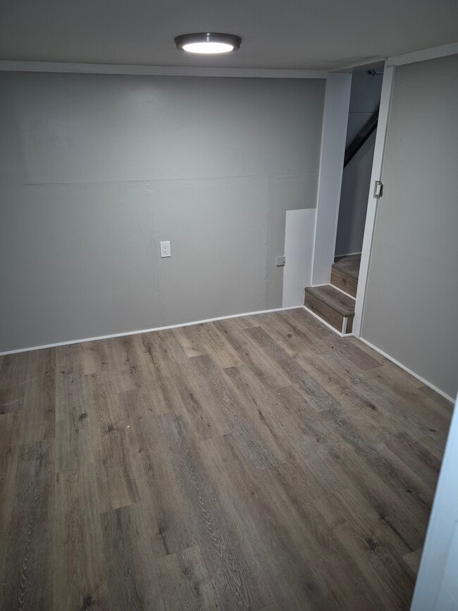 Building Photo - 412 A St