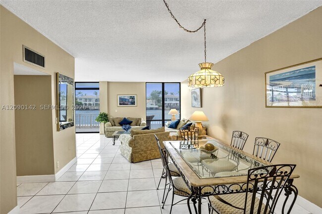 Building Photo - 1600 S Ocean Dr