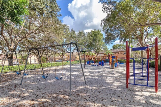 Building Photo - 1393 Barcelona Way