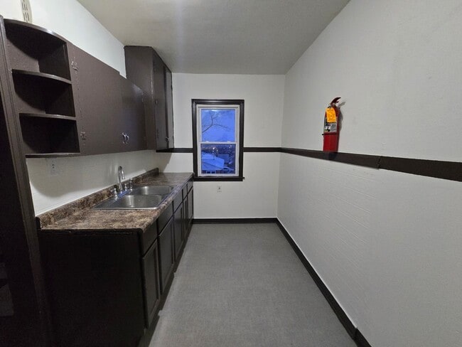 Building Photo - 1501 McDonald St