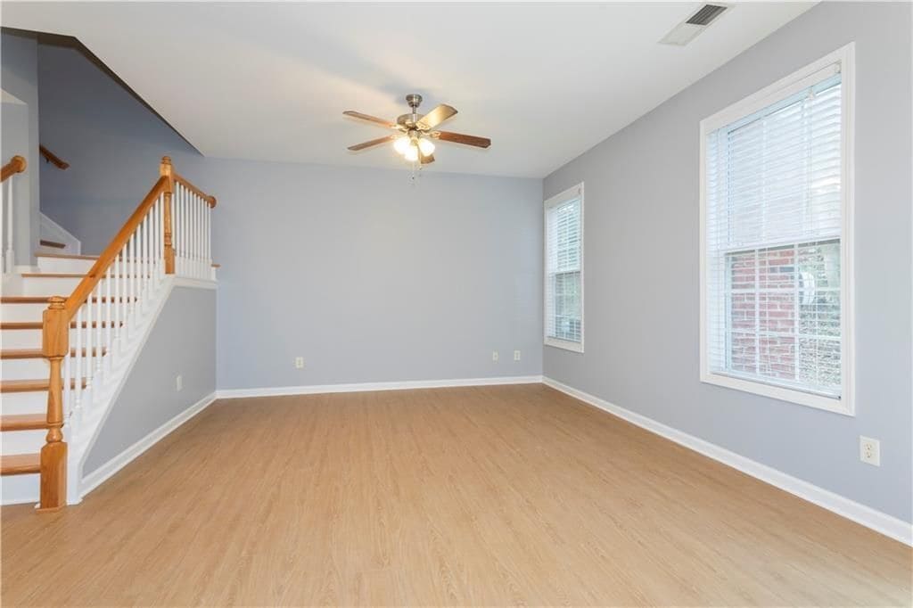 Building Photo - 995 Treymont Way SW