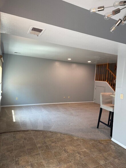 Building Photo - 8776 Chase Dr