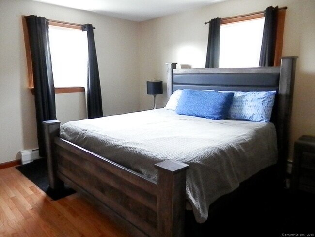 Building Photo - 47 Fort Hill Ave