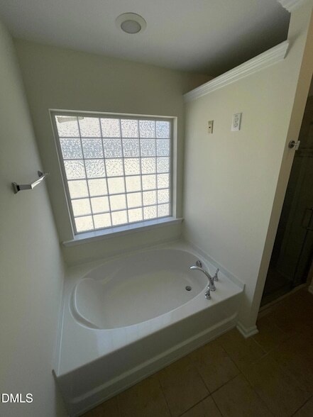 Building Photo - 1130 Renewal Pl