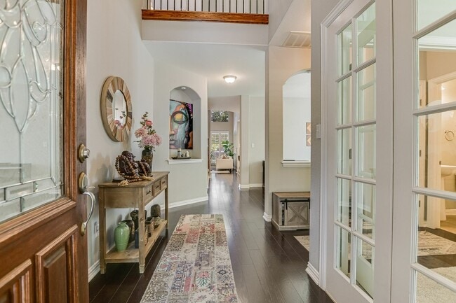 Building Photo - 2417 Turtle Mountain Bend