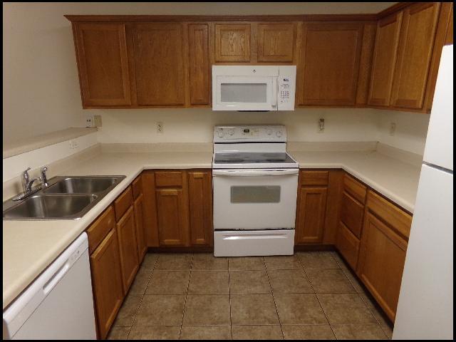 Building Photo - 10800 Frenchmen Loop