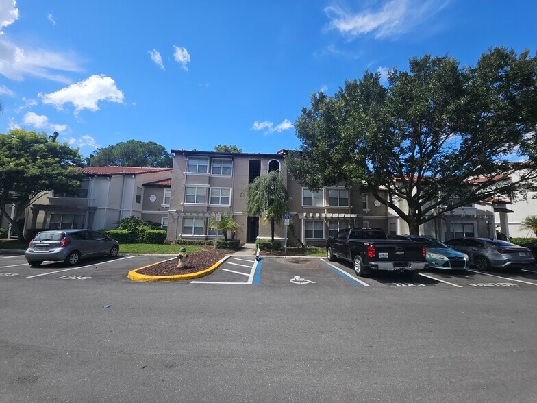 Building Photo - 5152 Conroy Rd