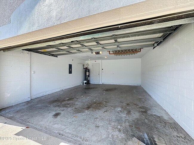 Building Photo - 7370 Joshua Pl