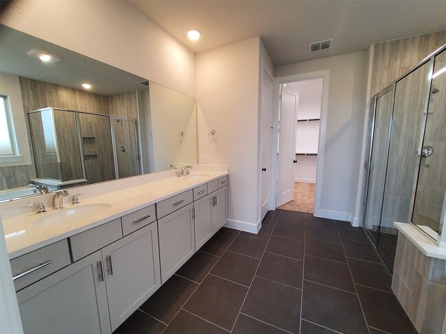 Building Photo - 20814 Flat View Dr