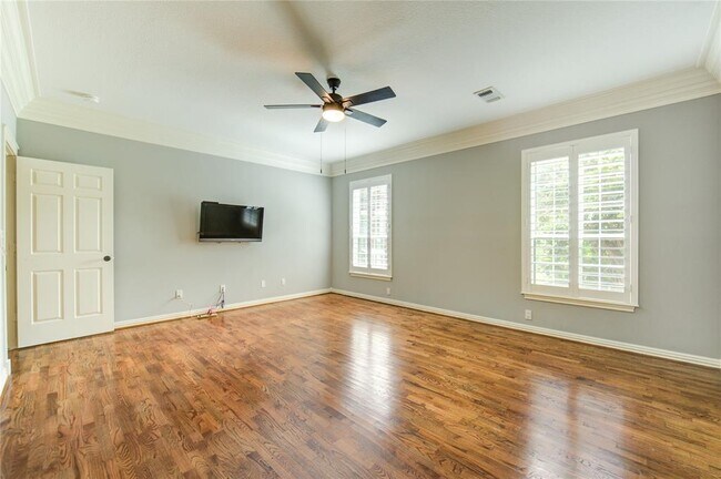 Building Photo - 607 Barkers Cove