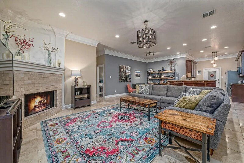 Building Photo - 1029 Windstone Dr