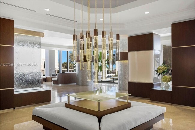 Building Photo - 4775 Collins Ave