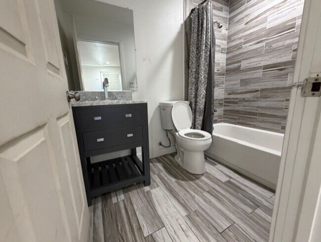 Building Photo - 3320 W 66th St